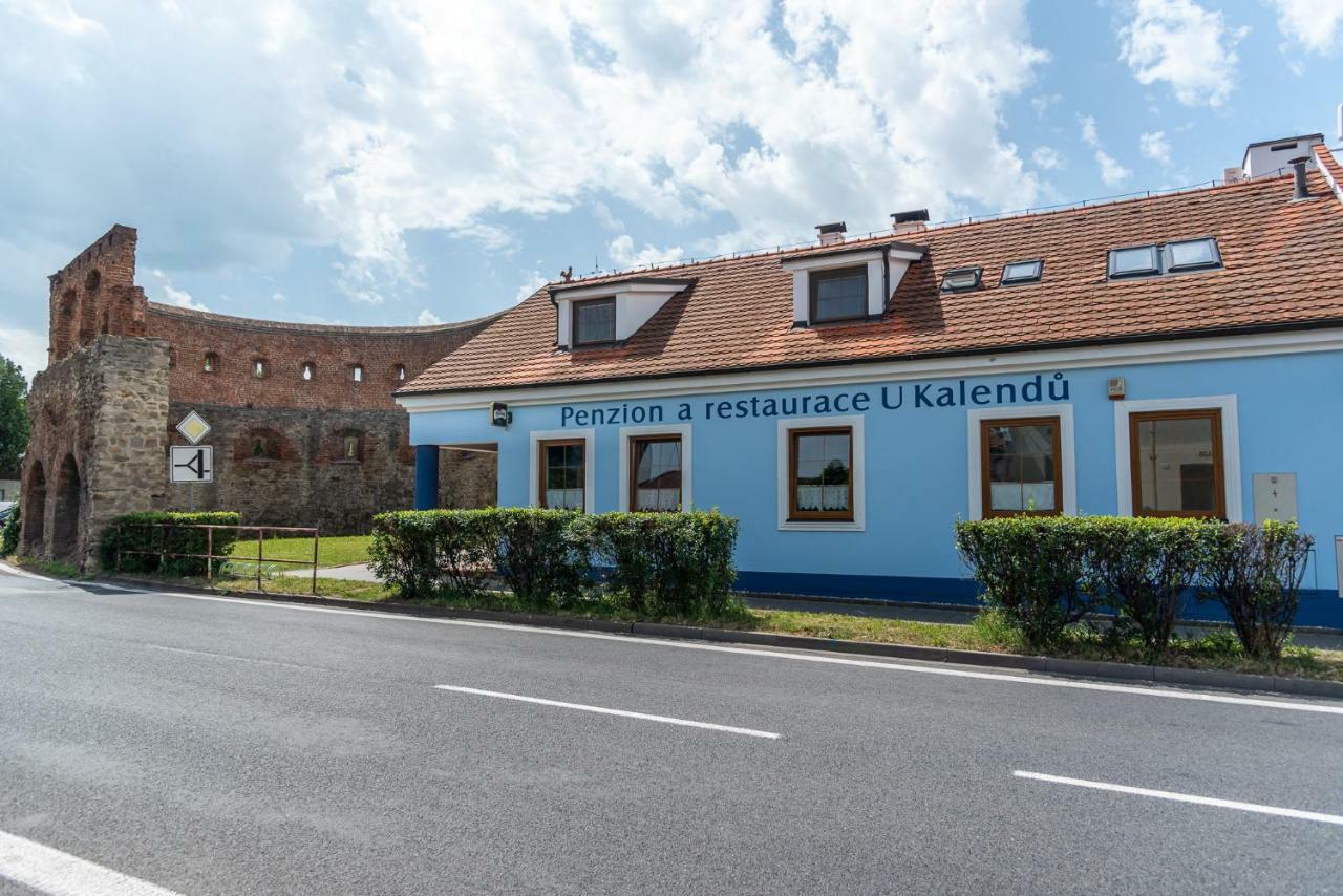 Penzion a restaurace U Kalendů Strážnice Esterno foto
